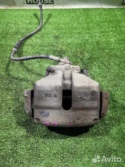 Суппорт передний правый Volkswagen Passat B6 CDA