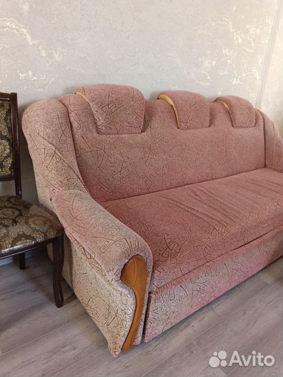 Диван раскладной с двумя креслами бу