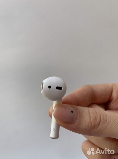 Airpods 1 наушник правый оригинал