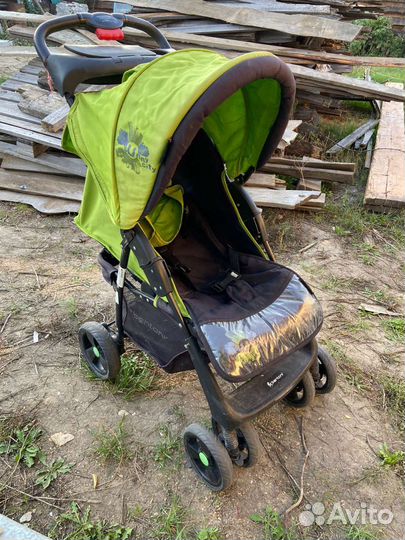 Прогулочная коляска