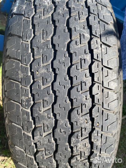 Bridgestone Dueler H/T 255/70 R15
