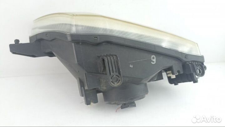 Фара правая Nissan Wingroad WFY11 1999