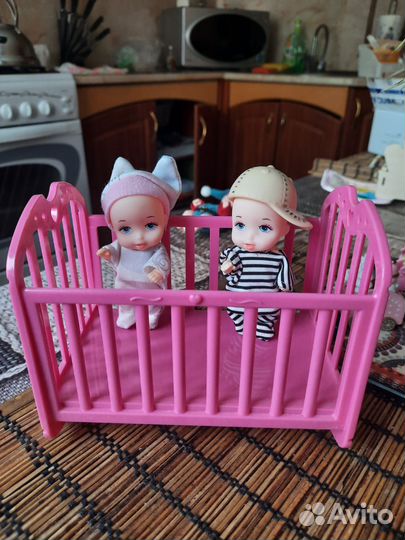 Игрушки для маленьких кукол