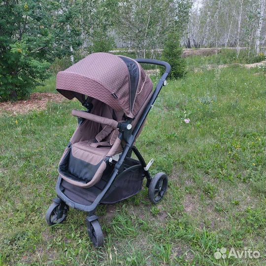 Прогулочная коляска babyton