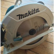 Циркулярная пила (дисковая) Makita HS0600