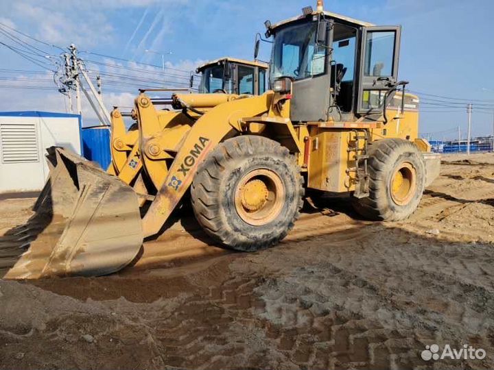 Водитель фронтального погрузчика