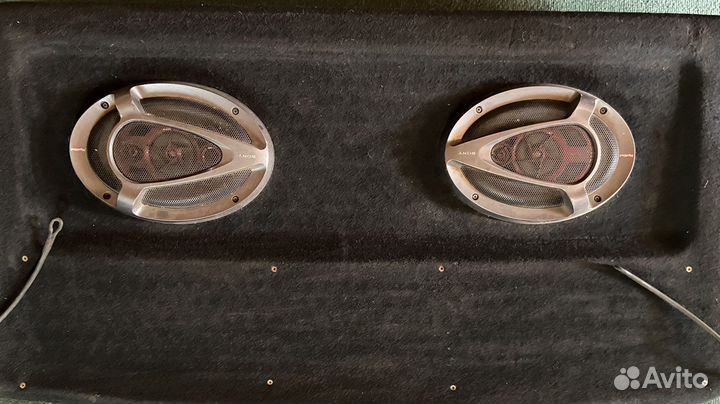 Задняя полка Volkswagen Golf 2