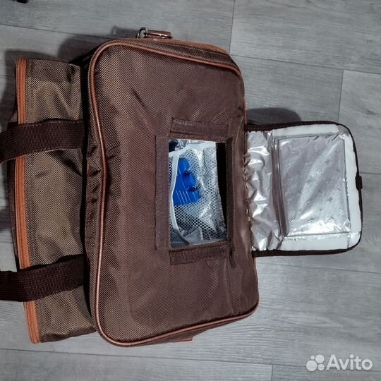 Сумка - холодильник для пикника с посудой, новая