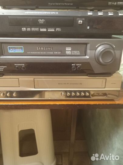 Видеомагнитофон