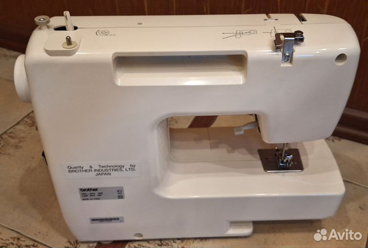 Швейная машина Brother X5