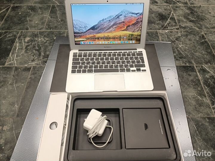 Apple MacBook Air 11