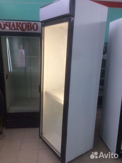 Холодильник витрина бу для напитков