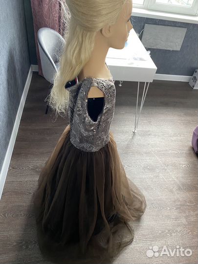 Платье вечернее