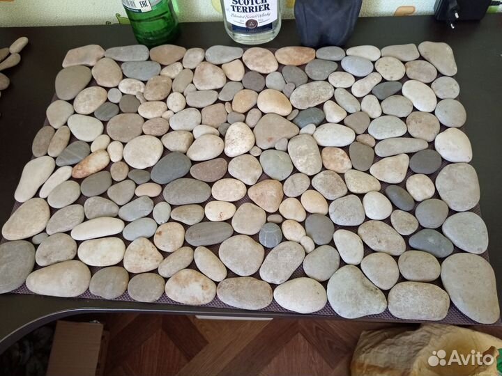 Коврик из Черноморской гальки массажный