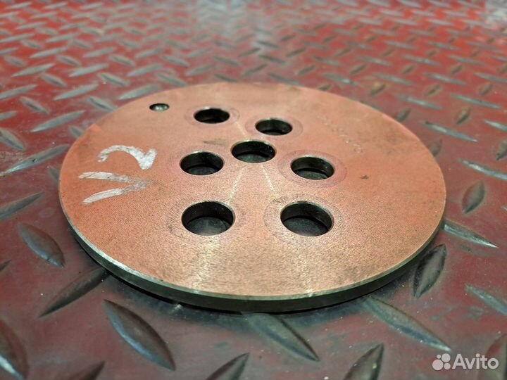 Шайба упорная распредвала Volvo FH