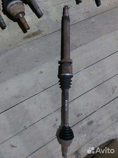 Правый привод Ford Fusion 1.4