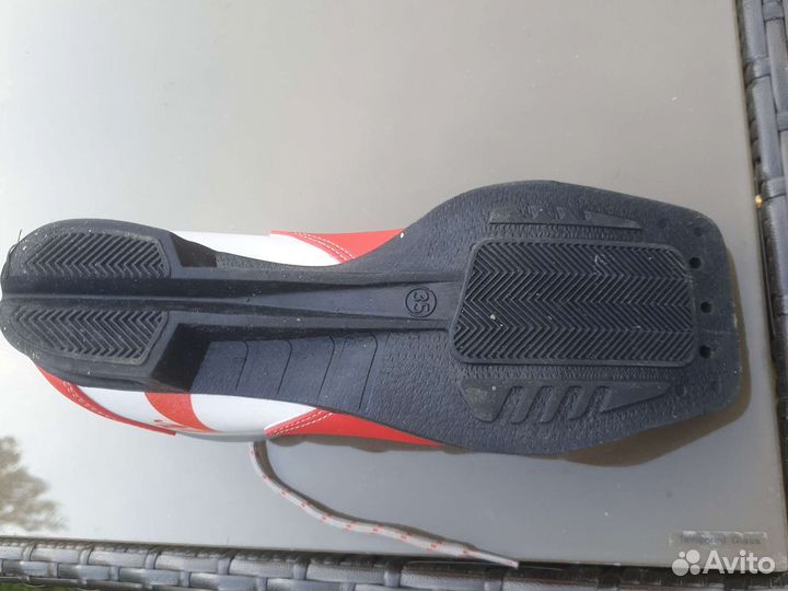 Беговые лыжи комплект