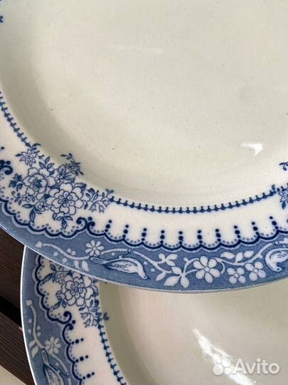 Прекрасные антикварные тарелки