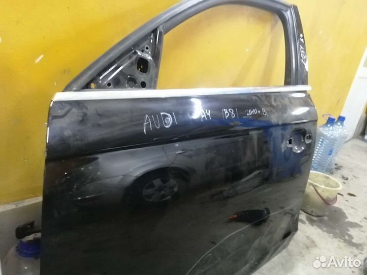Дверь передняя левая Audi A4 b8