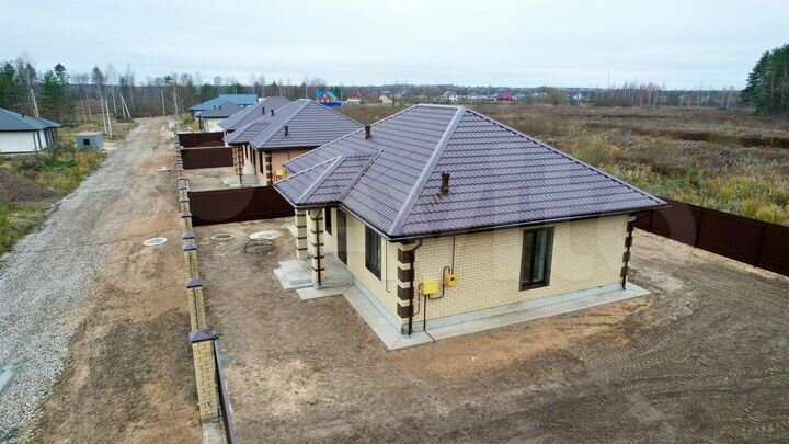 Коттедж 100 м² на участке 6 сот.