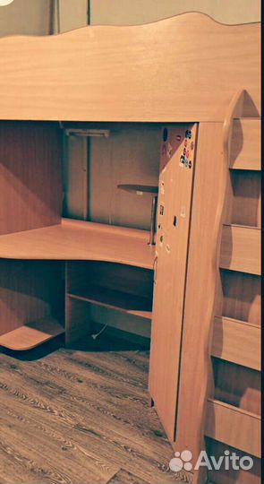Кровать двухэтажная детская