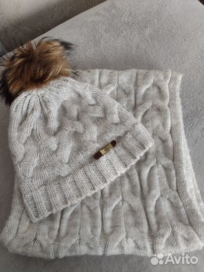 Комплект шапка и снуд женский