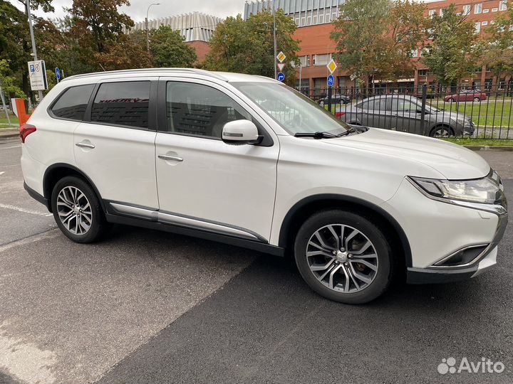 Mitsubishi Outlander, 2017