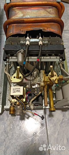 Газовая колонка Нева 4510М (на запчасти)