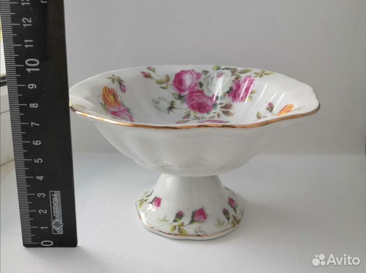 Вазочка для конфет, фруктов