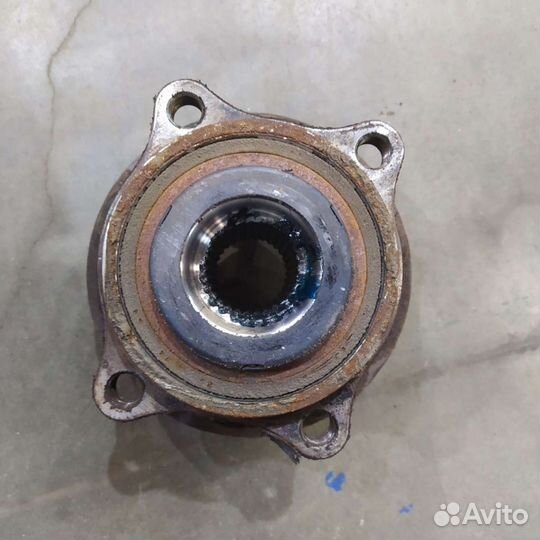 Ступица передняя santa FE sorento