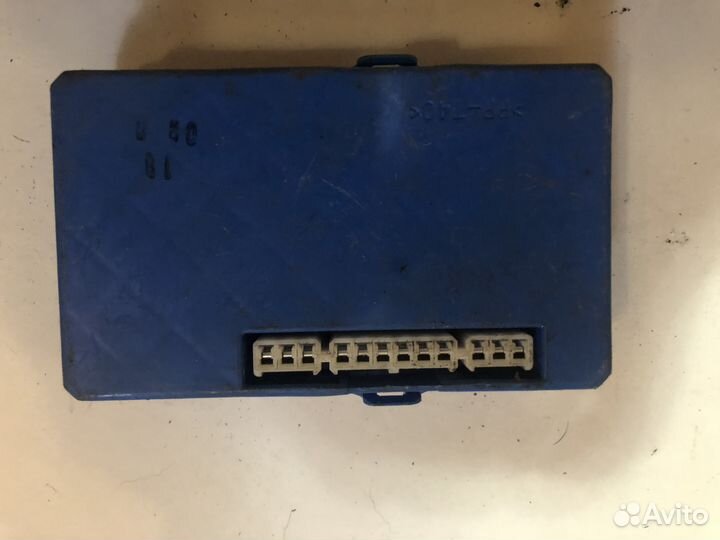 Блок электронный Toyota Corolla E12 8264102040