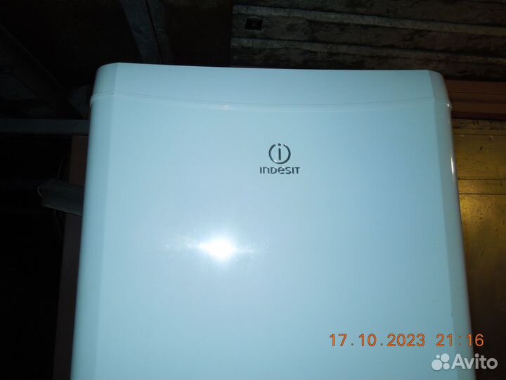 Холодильник 2х камерный