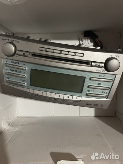 Штатаная магнитола Camry v40