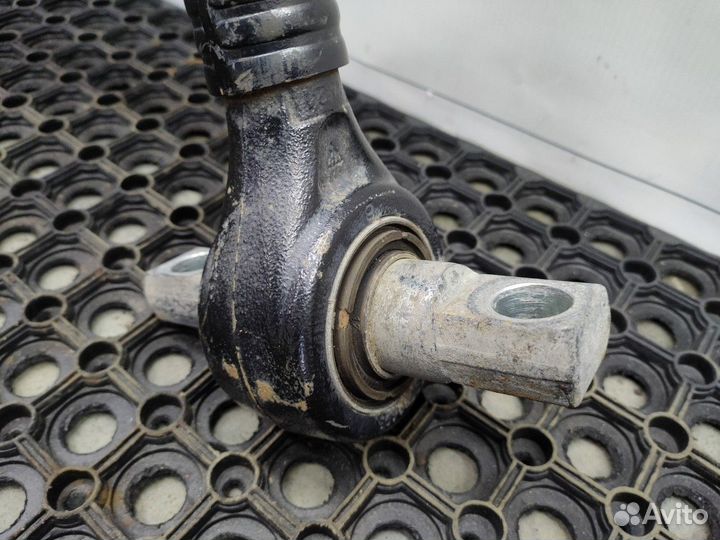 Тяга реактивная V- образная