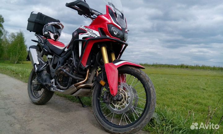 Мотоцикл Honda Africa Twin для фотосессий