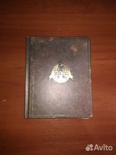 Игровая приставка ps4 slim 500