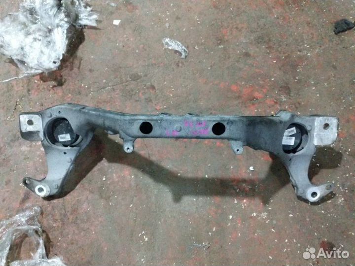 Балка подвески передняя Audi Q7 4L 3.6 2005-2009