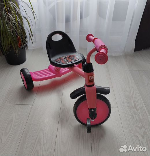 Детский трехколесный велосипед новый