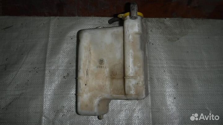 Бачок расширительный Mazda BT-50 2006-2011