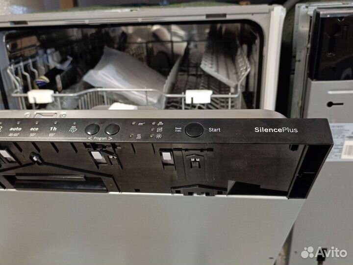 Новая посудомоечная машина 60см. Bosch SMV25AX00