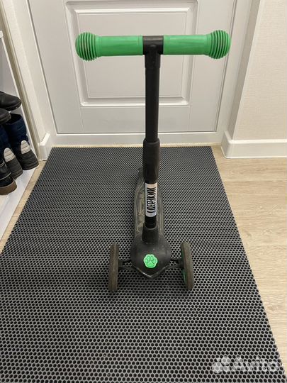 Самокат детский трехколесный