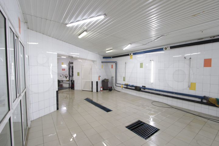 Автомойка + Детейлинг-студия, 178 м²