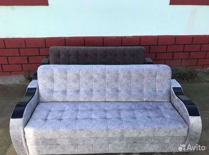 Прямой диван в наличии не б/у