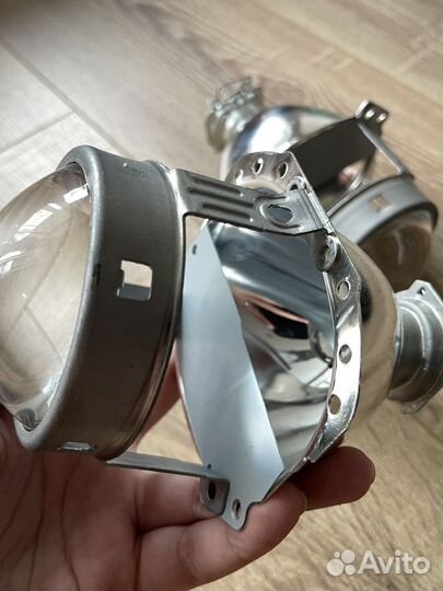 Линзы на skoda octavia a5 новые