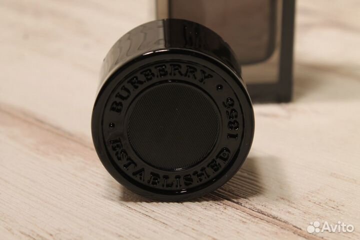 Парфюмерная вода Burberry Mr. Burberry