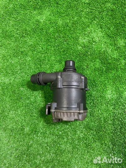 Насос антифриза (помпа) Bmw 5 G30 B48B20A 2017