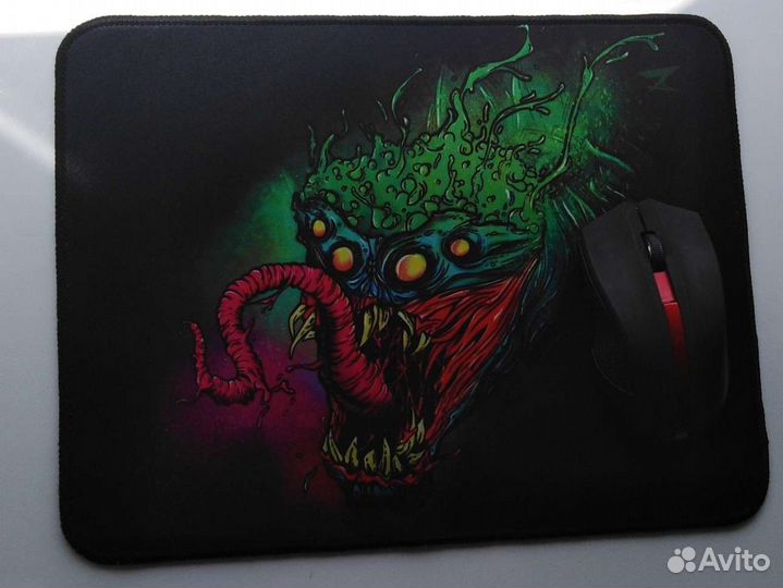 Игровой коврик для мыши