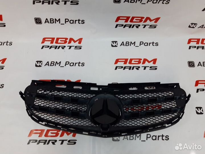 Решетка радиатора Mercedes W212 AMG рестайл