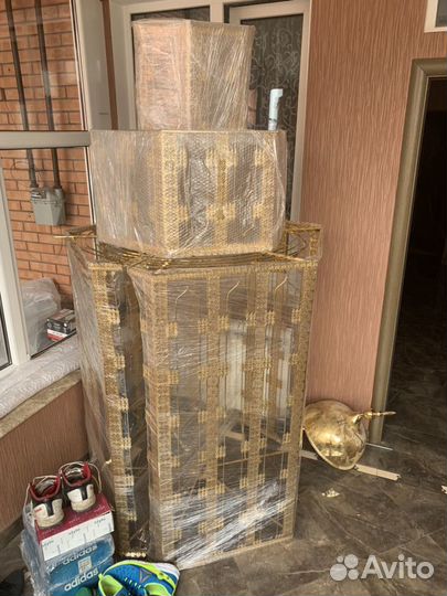 Продам Люстры