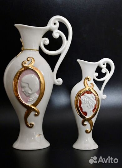 Кувшины с камеями. Фарфор. Capodimonte. Италия